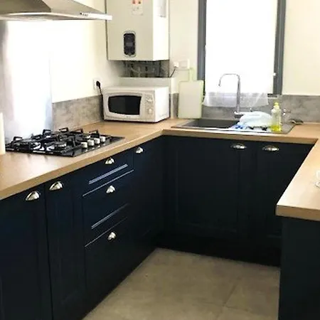 Mitoyenne Avec Piscine Et Parking Pour 4 Personnes - Fr-1-607-189 Agde