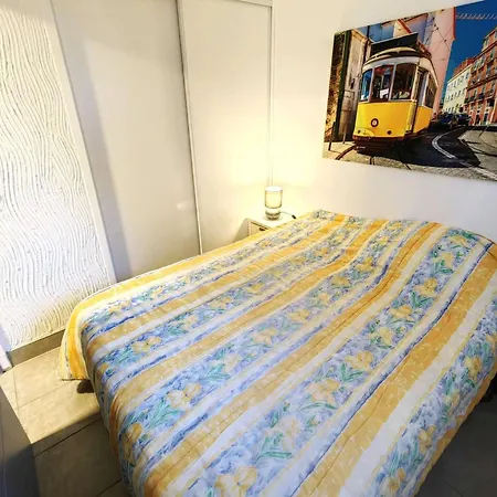 Mitoyenne Avec Piscine Et Parking Pour 4 Personnes - Fr-1-607-189 Willa