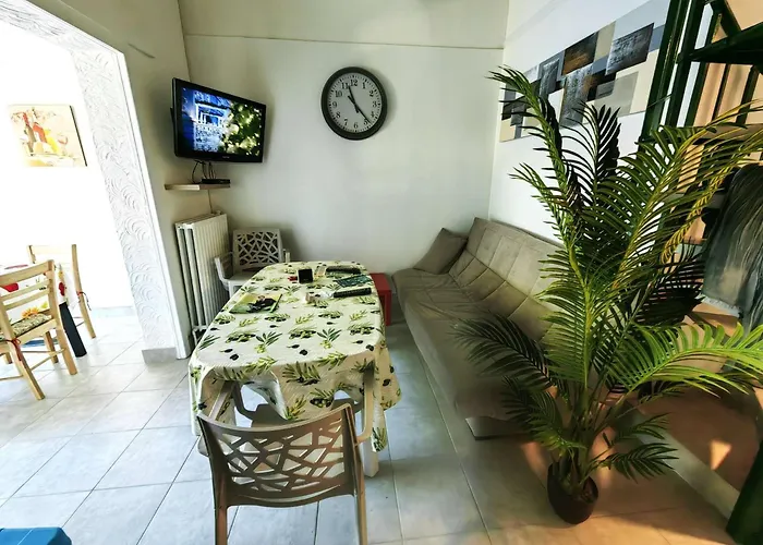 Mitoyenne Avec Piscine Et Parking Pour 4 Personnes - Fr-1-607-189 Агд