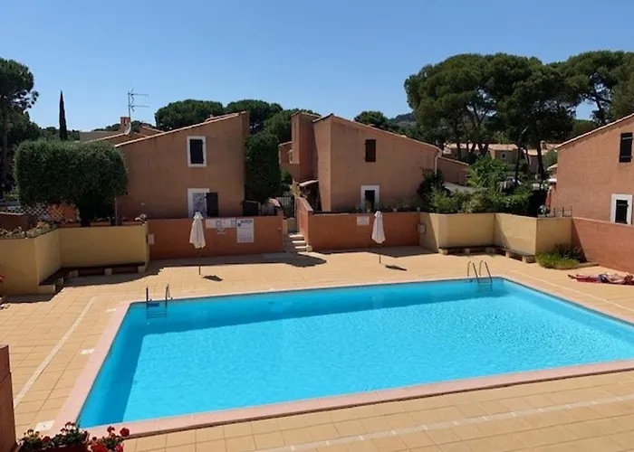 Вилла Mitoyenne Avec Piscine Et Parking Pour 4 Personnes - Fr-1-607-189 Агд